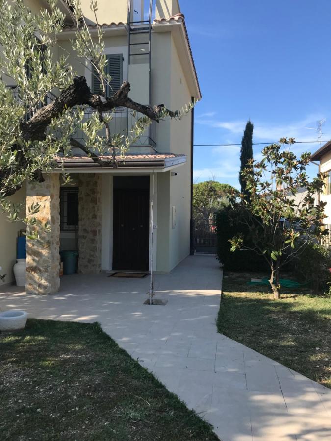 Colombella Apartment Agriturismo Collerisana Spoleto Bagian luar foto